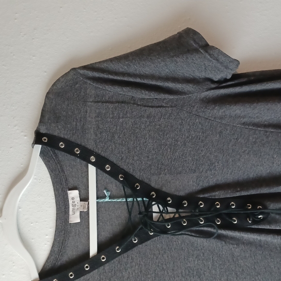 NWT Umgee Gray/Black Top Size S - Picture 5 of 7